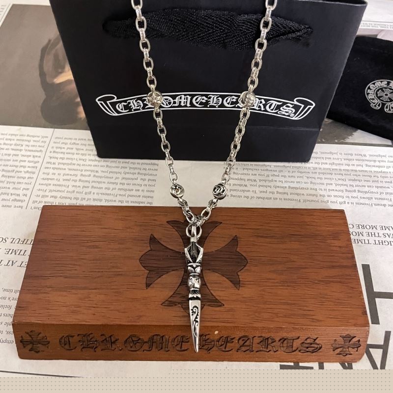 Ch**me He**ts necklaces